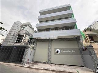 Có thang máy  ngang 10m  hơn 1,000m2  số 1073 cách mạng tháng 8, quận tân bình!!!