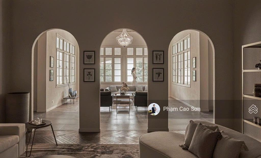 Hơn 600m2 sử dụng  sân vườn khuôn viên mở  số 180 lý chính thắng, quận 3.