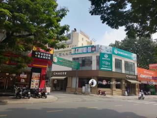 Góc 2 mặt tiền, ngang 11m, tuyến thời trang f&b số 237a lê văn sỹ, quận phú nhuận.