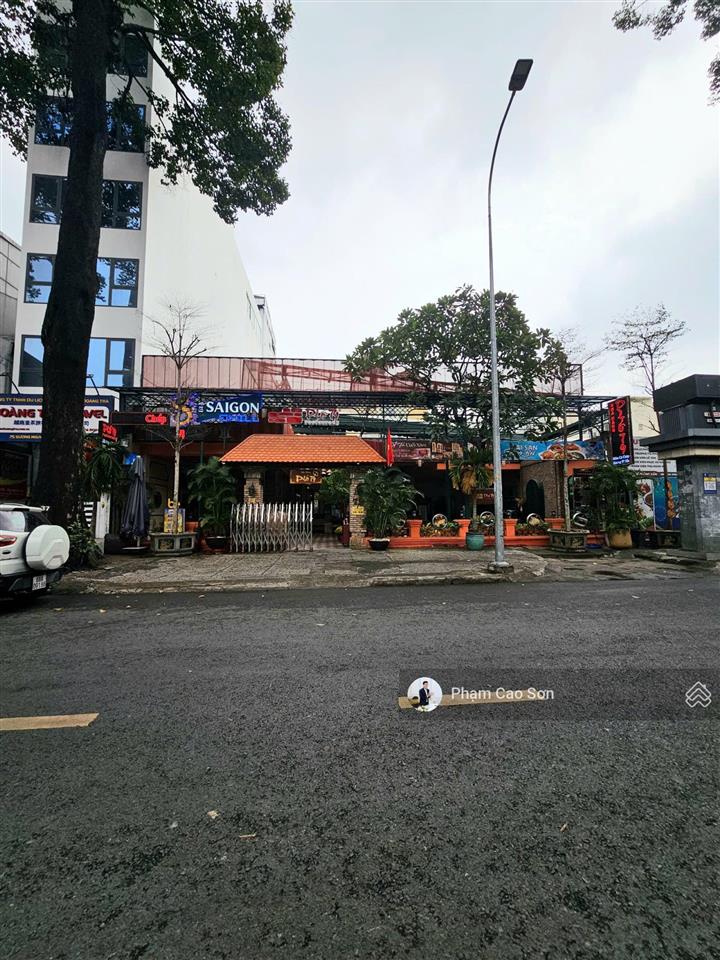 Mặt tiền ngang 18m  trống suốt hơn 700m2 số 80 sương nguyệt ánh, quận 1