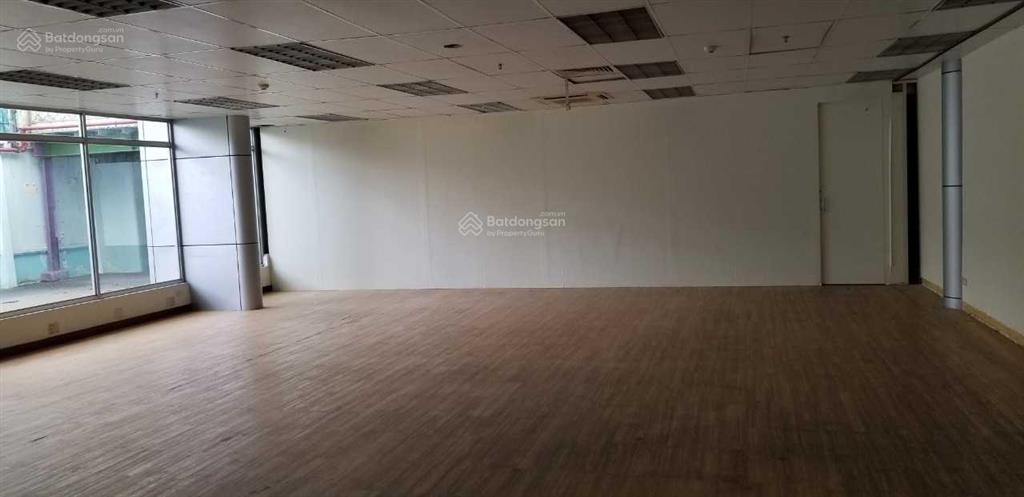 Mặt tiền khủng 50m, hơn 1.500m2 sử dụng, gần nowzone  số 103 nguyễn văn cừ, quận 1