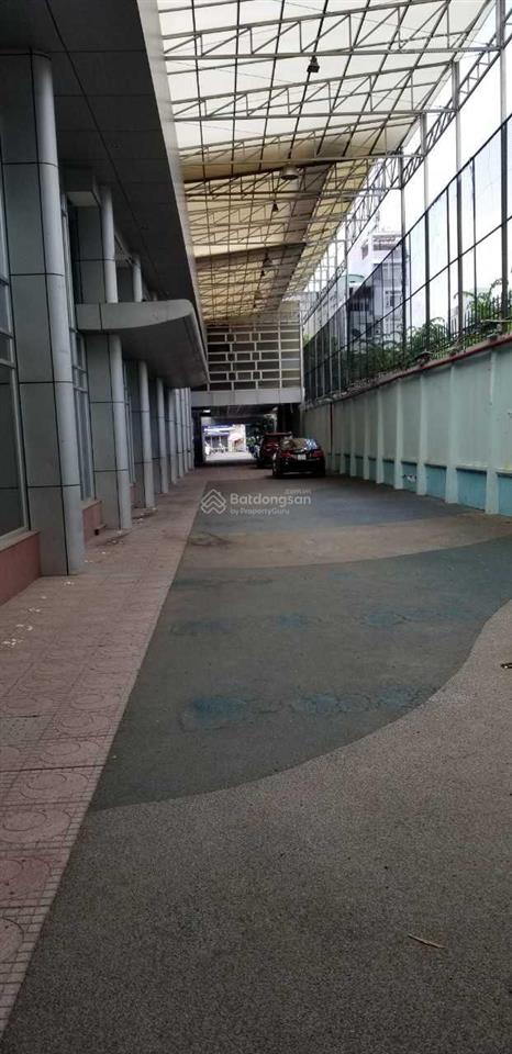 Mặt tiền khủng 50m, hơn 1.500m2 sử dụng, gần nowzone  số 103 nguyễn văn cừ, quận 1