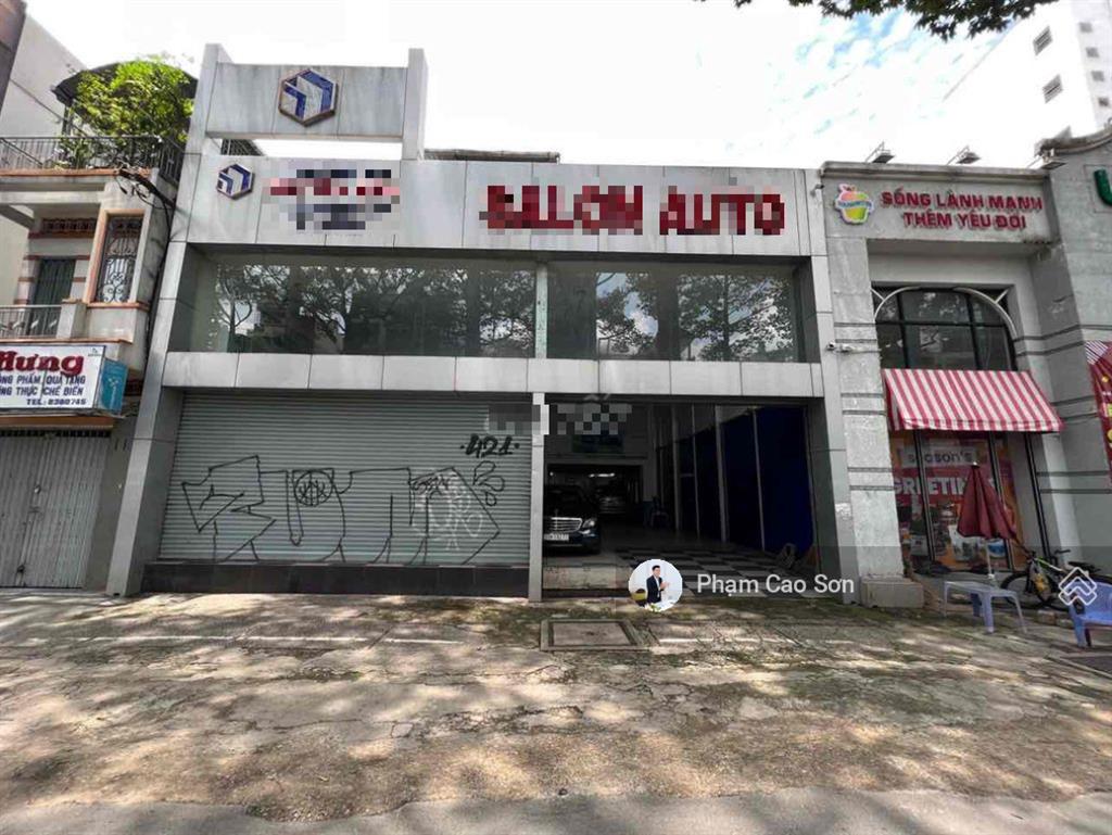 Tòa nhà mặt tiền hơn 1300m2 sử dụng, ngang 12m  số 330 trần hưng đạo, quận 1..!!