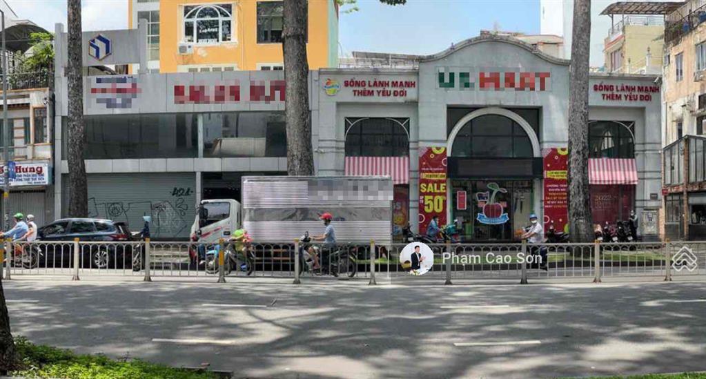 Tòa nhà mặt tiền hơn 1300m2 sử dụng, ngang 12m  số 330 trần hưng đạo, quận 1..!!