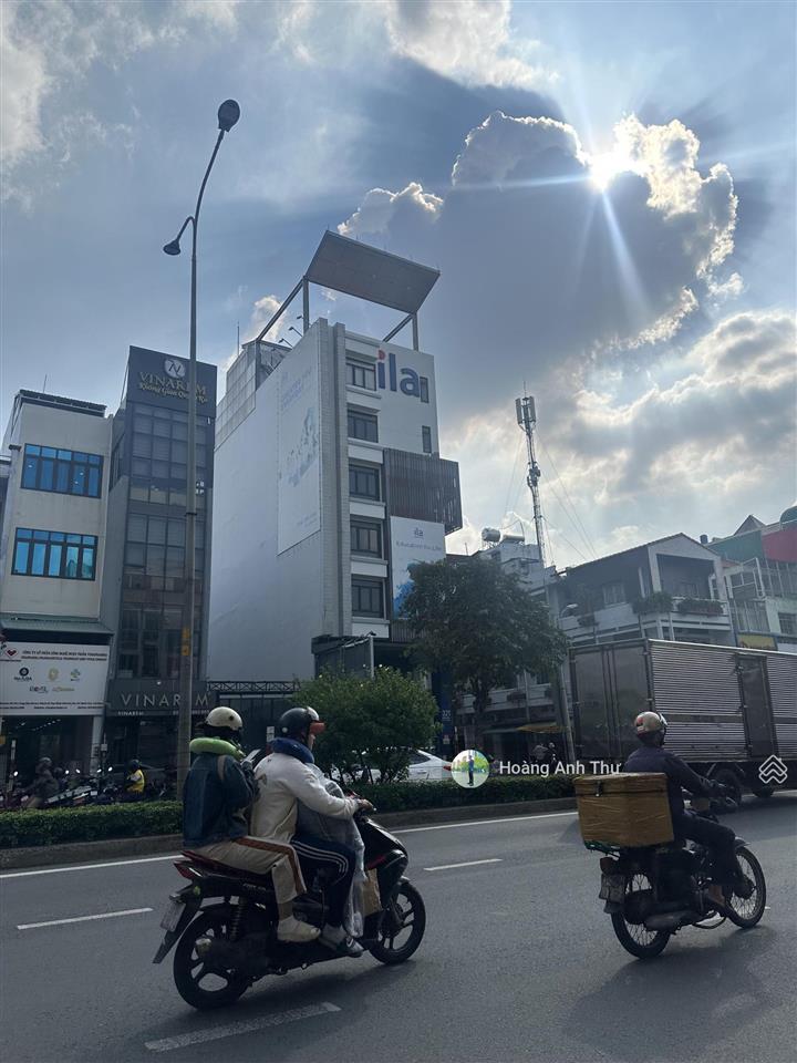Bán nhà mt cộng hoà, p.tân bình dt  12x28 cn 320m2 tiện xây mới toà nhà hầm 8 tầng giá 80 tỷ tl