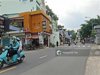 Nhà mt thích quảng đức  phú nhuận dt 4x25 nhà nát tiện xây giá tốt 18,5 tỷ tl