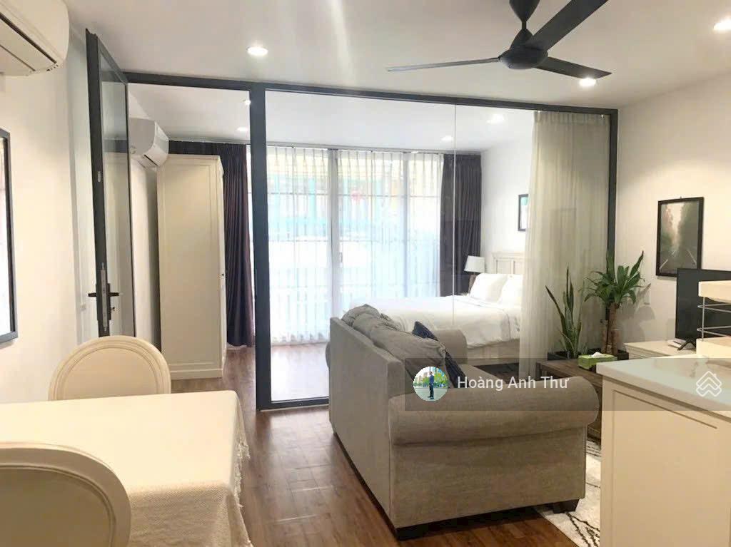Nhà mt cách mạng tháng 8, p7 quận 3 dt 6x30  4 tầng giá 80 tỷ tl