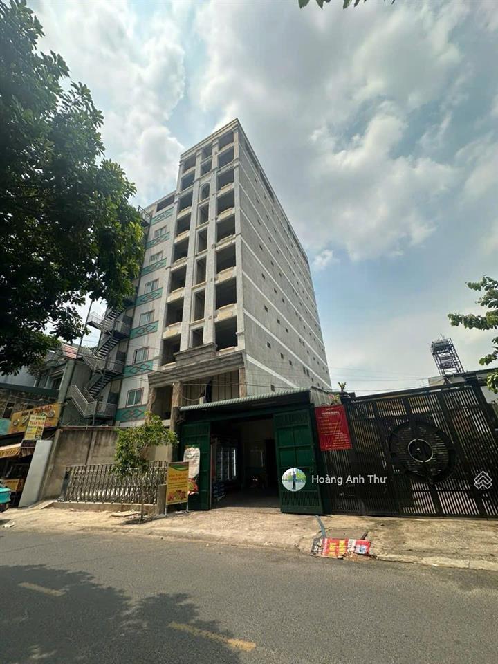 Buidding mt nguyễn quang bích, p. tân bình dt 9,2x40  hầm 10 tầng  2800m2 sàn 130 tỷ