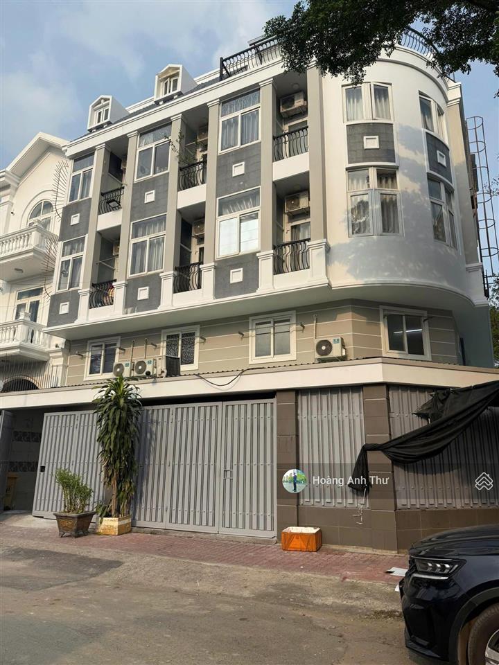 Bán chdv 2mt bình lợi  bình thạnh  view sông dt 15x18 hầm 4 tầng hdt 100tr/th 45 tỷ