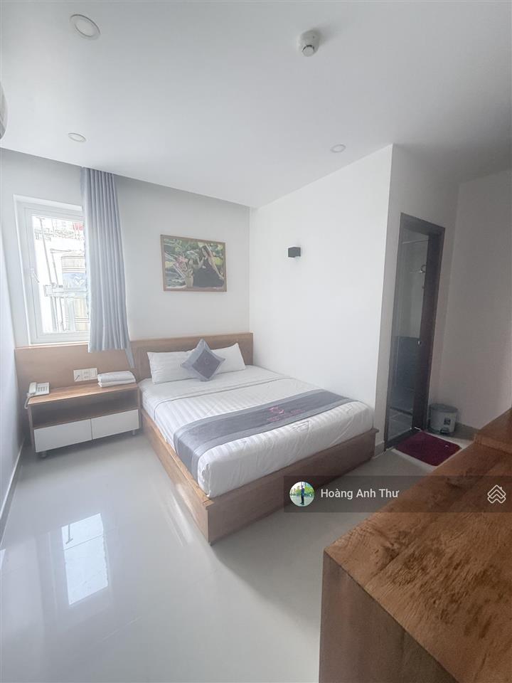 Nhà mt lam sơn  hát giang p2 tân bình dt 5x20  5 tầng giá tốt chỉ 24 tỷ tl