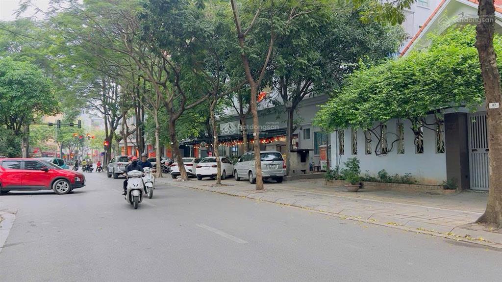 Siêu hiếm phố trương công giai 250m2 ,mặt tiền khủng 9m,phù hợp xây tòa văn phòng,giá bán 130 tỷ