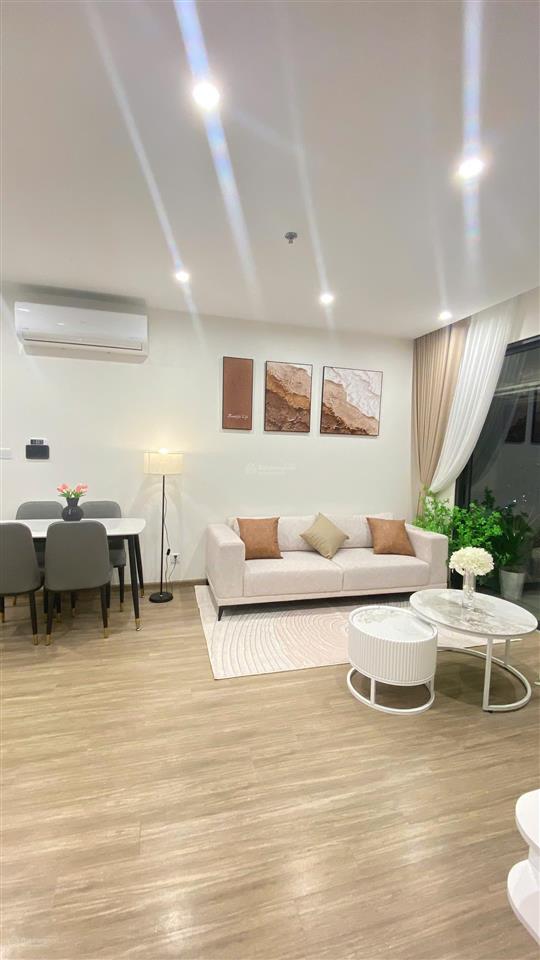 Chính chủ bán căn 3pn, 81m2, tòa s a5, view bể bơi vinhomes smart city, 5.3 tỷ thu về