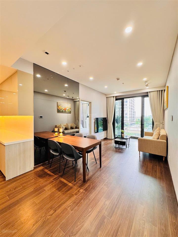Bán gấp masteri 2pn  2vs  60.5m2, 5.2 tỷ, khu cao cấp nhất smart city tây mỗ