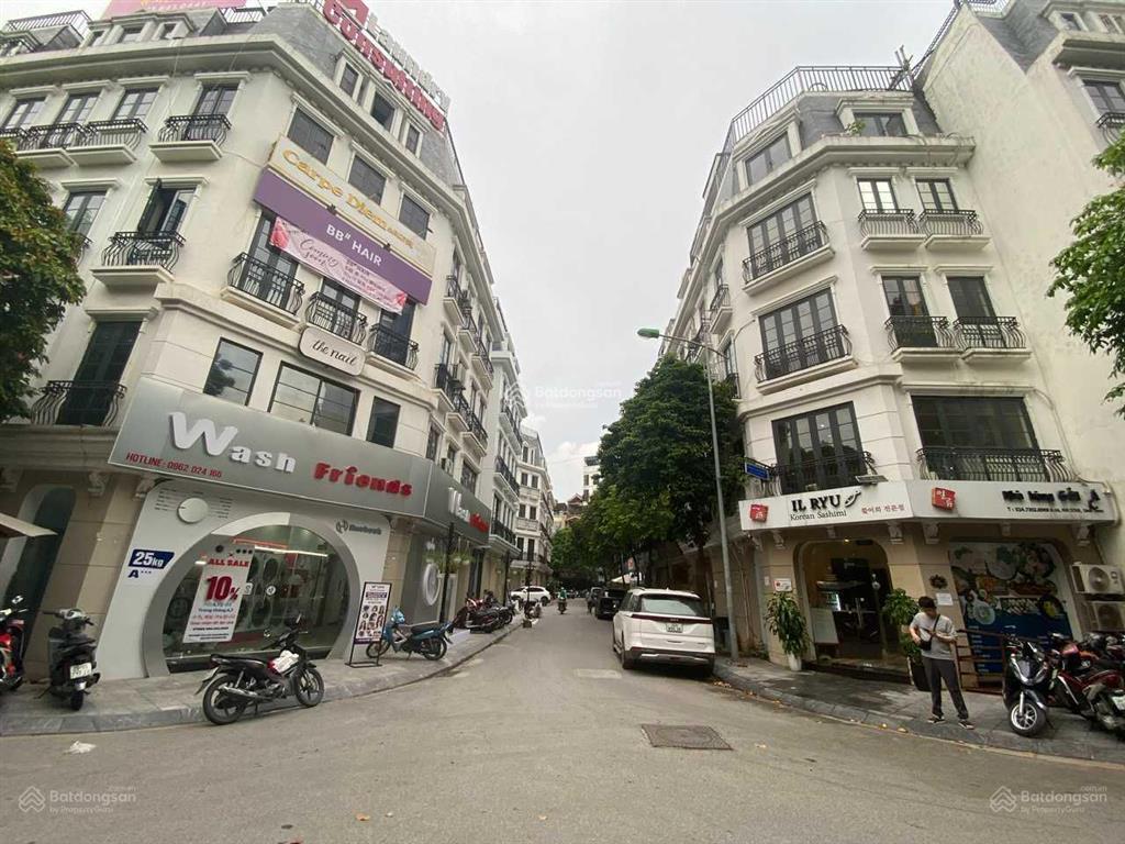 Cho thuê nhà five star đình thôn, nam từ liêm, 5 tầng + 1 hầm, thang máy, mới đẹp
