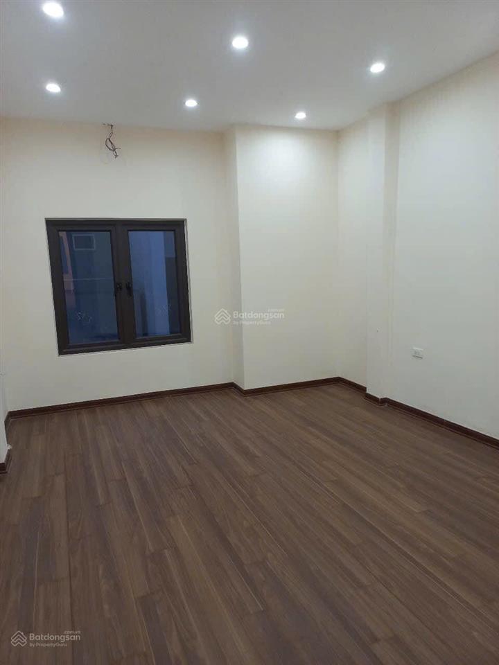 Cho thuê nhà 5 tầng đường hồ tùng mậu, gần gold mark city, ô tô đỗ cửa
