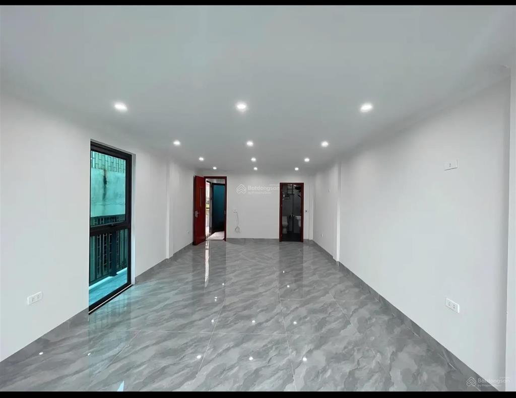 Cho thuê nhà 7 tầng đường nguyễn cơ thạch, từ liêm hà nội, thông sàn có thang máy. đầy đủ pccc