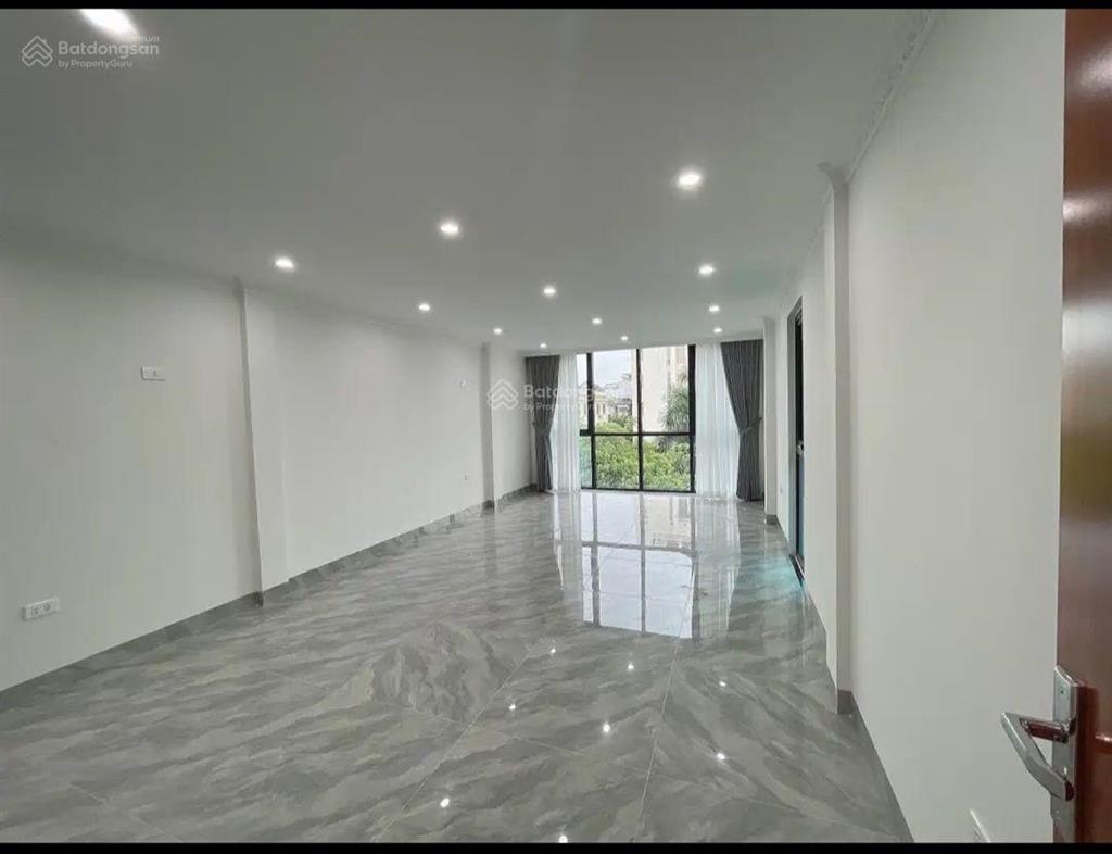Cho thuê nhà 7 tầng đường nguyễn cơ thạch, từ liêm hà nội, thông sàn có thang máy. đầy đủ pccc