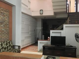 Bán nhà chính chủ sổ hồng riêng. khu vực trung tâm q5 (cũ) gần chợ, bệnh viện, trường học.