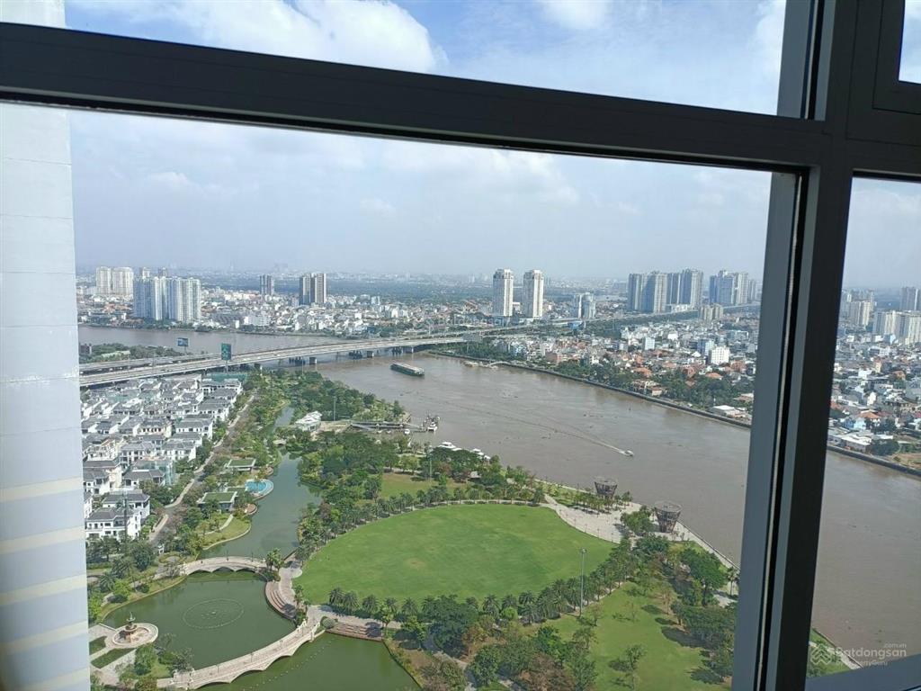 View thông thoáng chủ phóng khoáng, chuyên căn đẹp view nổi bật vins 2pn 10 tỷ