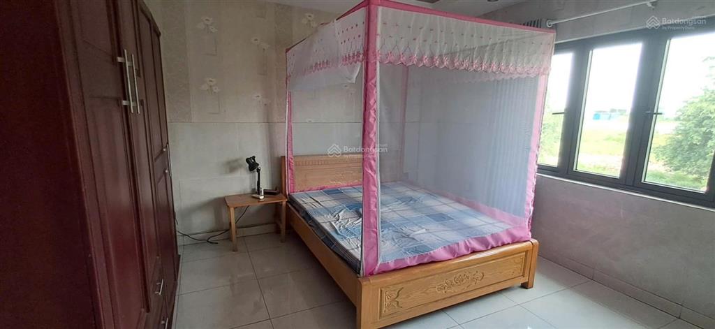 Cho thuê căn hộ mini, 25m2, có thang máy, nhìn ra công viên, tiện ích đủ, an ninh, chỗ đậu xe hơi