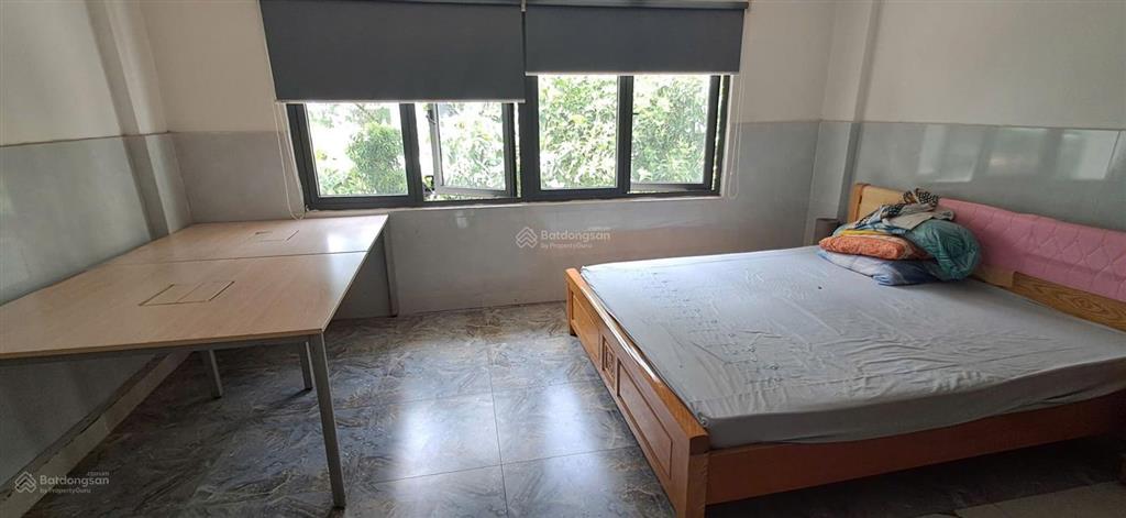 Cho thuê căn hộ mini, 25m2, có thang máy, nhìn ra công viên, tiện ích đủ, an ninh, chỗ đậu xe hơi
