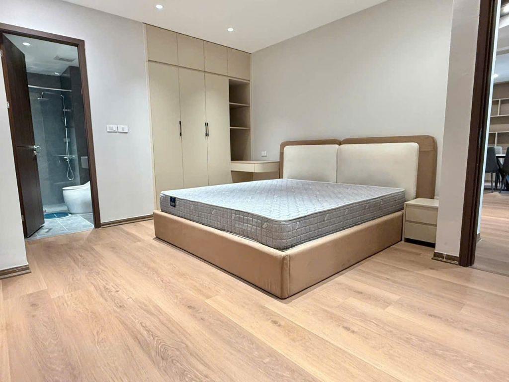 Em muốn bán căn hộ chung cư IA20 Ciputra – đường Phạm Văn Đồng – 3PN – Giá 7,5 tỷ. 