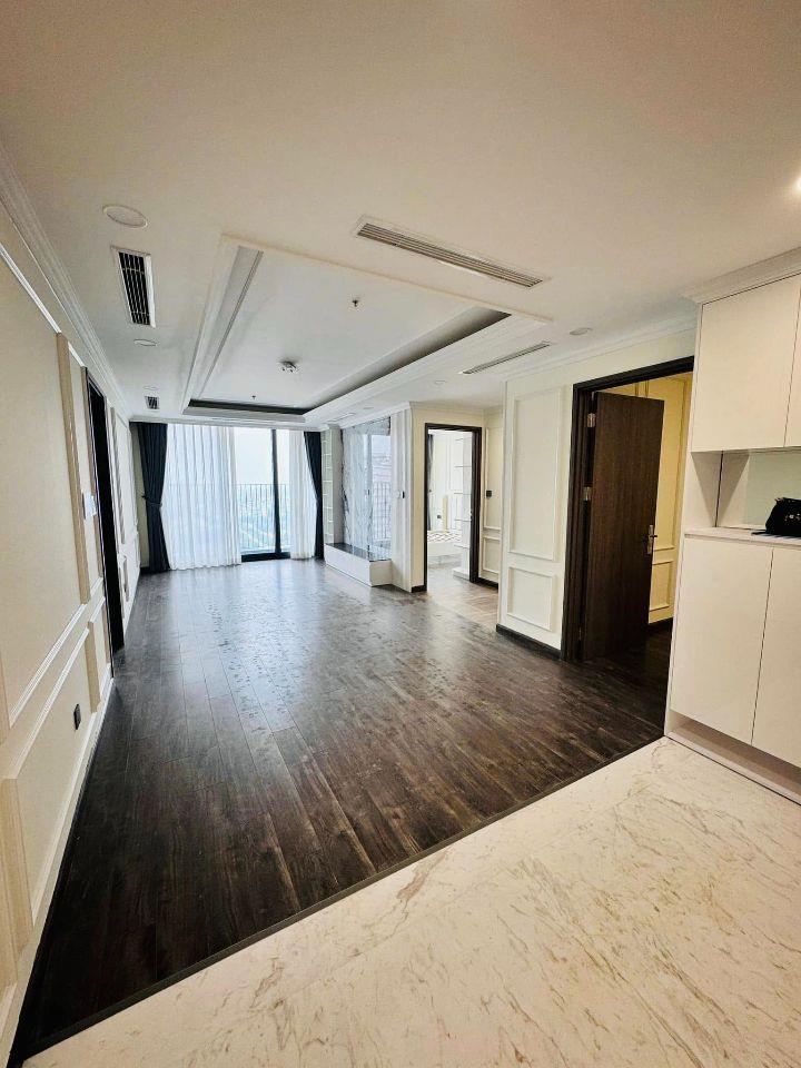 Bán gấp căn hộ chung cư Nam Cường ngõ 234 Hoàng Quốc Việt – 75m2 – giá 6,4 tỷ.