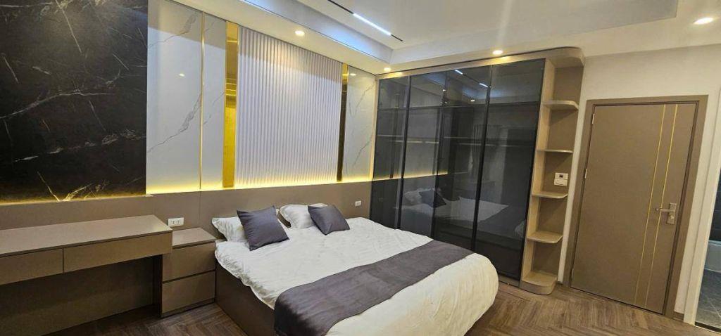 ( Bán Gấp) Nhà đẹp ngõ 401 Xuân Đỉnh – 30m2 – 5 tầng – thang máy – Chỉ 8,8 tỷ.