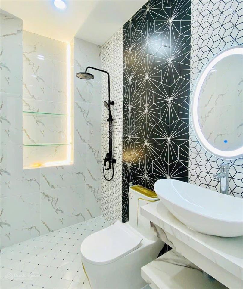 Bán nhà nguyễn thượng hiền q.bình thạnh, giá 3tỷ860, 72m2, sổ chính chủ, đang cho thuê 22tr/tháng