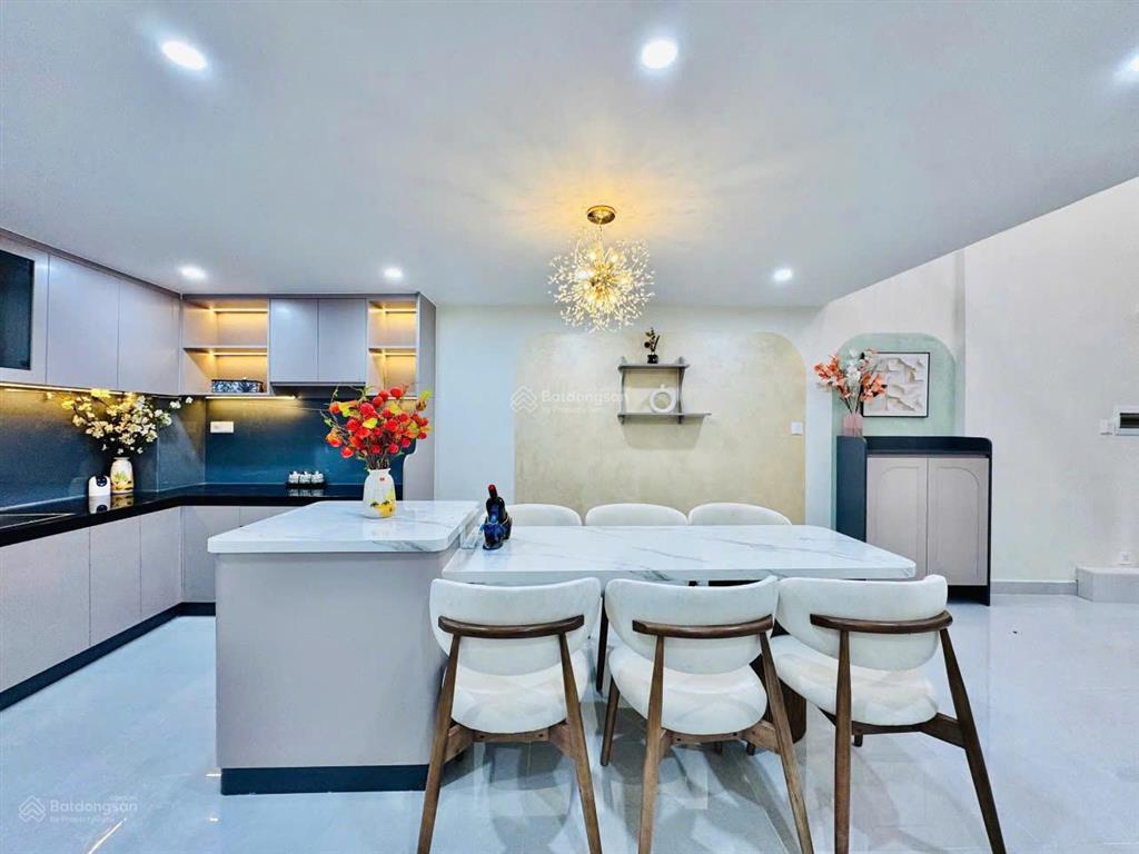 Bán nhà đường nguyễn văn đậu q.bình thạnh, giá 3tỷ680, 56m2, sổ chính chủ, đang cho thuê.