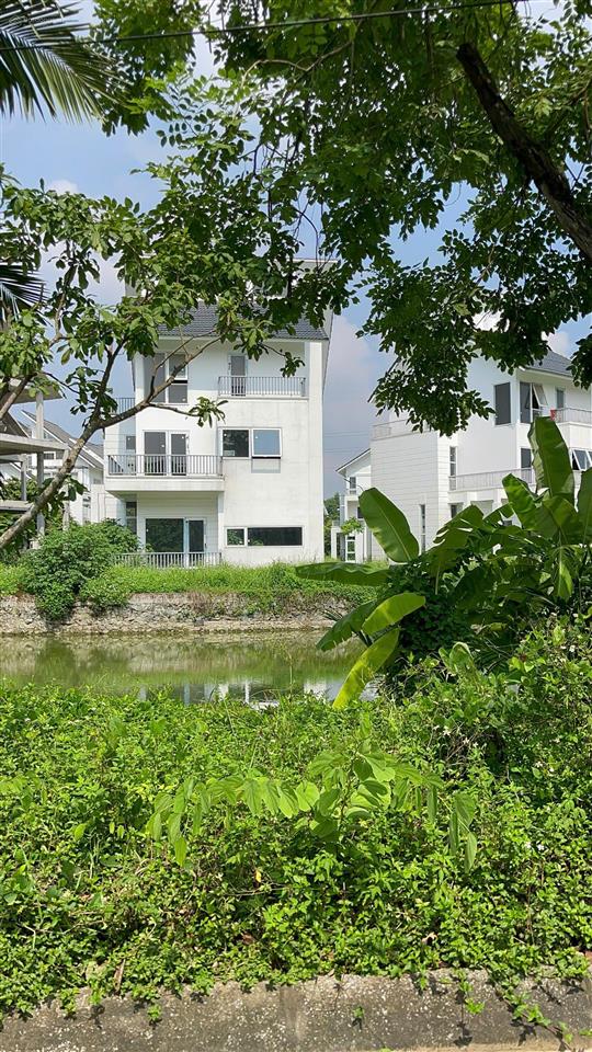 Bán biệt thự new house city, 290m² view hồ điều hòa, sẵn sổ hồng.  0982 111 ***