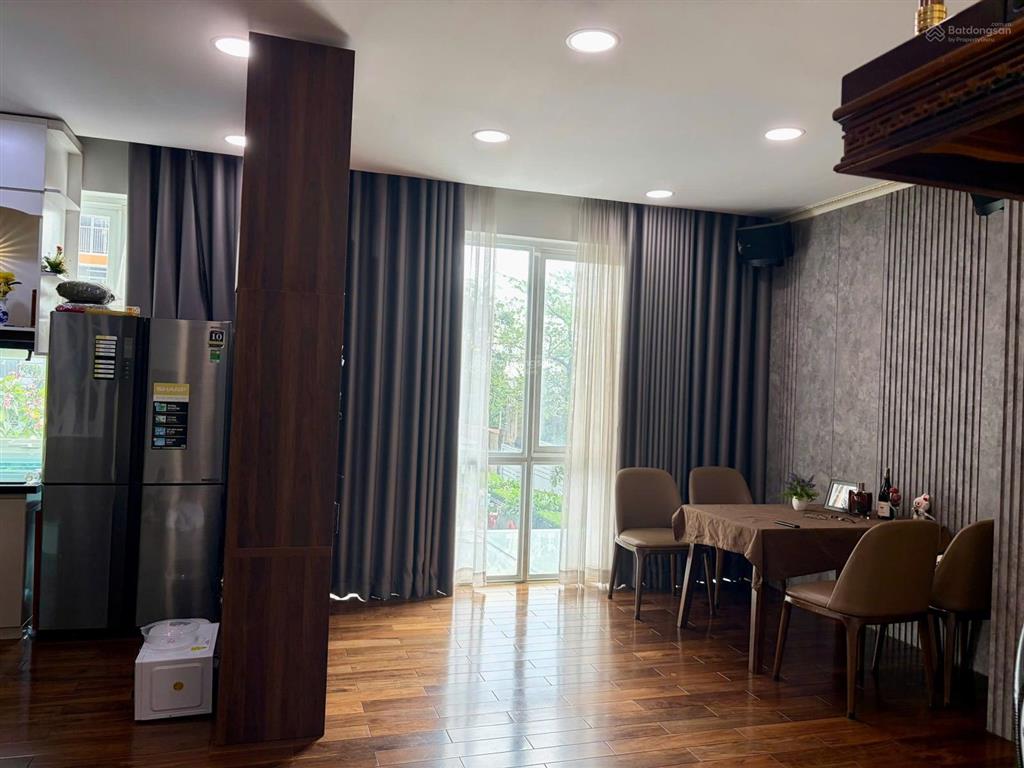 Bán shophouse carillon 7, giá cực chất 9,4 tỷ, 164 m2, 2pn, 3wc, mặt tiền 10m