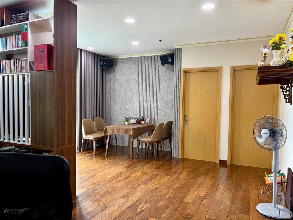 Bán shophouse carillon 7, giá cực chất 9,4 tỷ, 164 m2, 2pn, 3wc, mặt tiền 10m