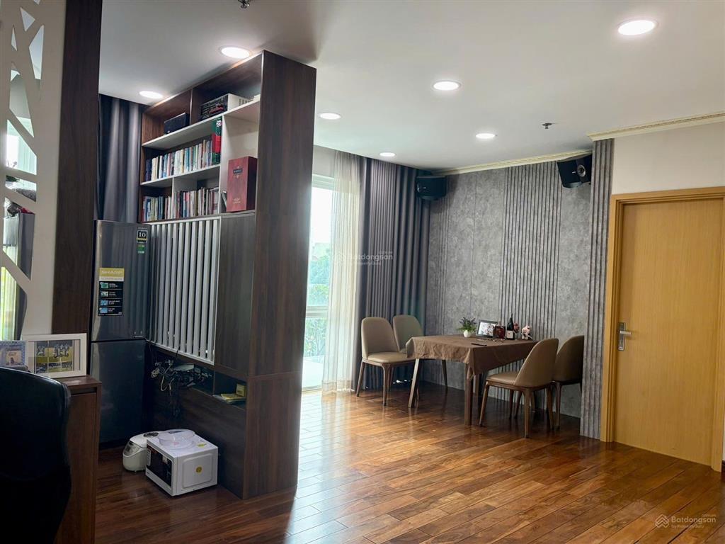 Bán shophouse carillon 7, giá cực chất 9,4 tỷ, 164 m2, 2pn, 3wc, mặt tiền 10m