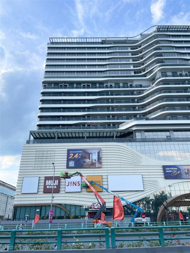 Bán condotel ttc plaza đà nẵng, 2,6 tỷ, 54m2, 2pn, đầy đủ nội thất, hướng đông