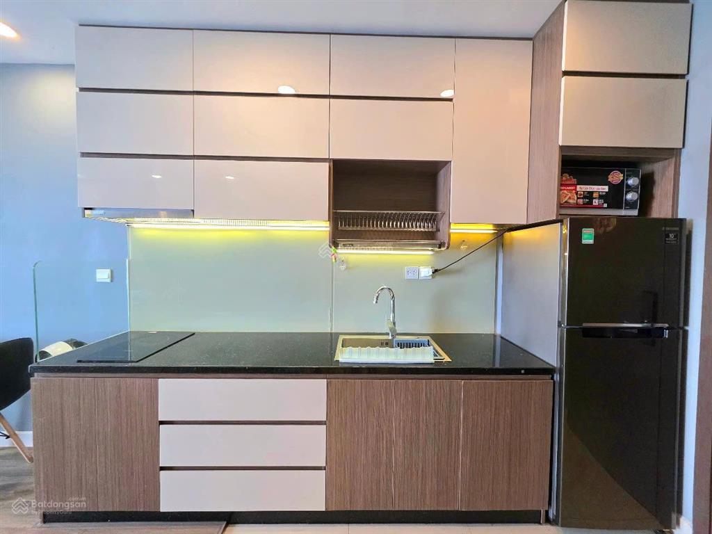 Cho thuê căn 1pn 36m2 giá 10tr/tháng ở liền tại orchard garden sát sân bay tsn