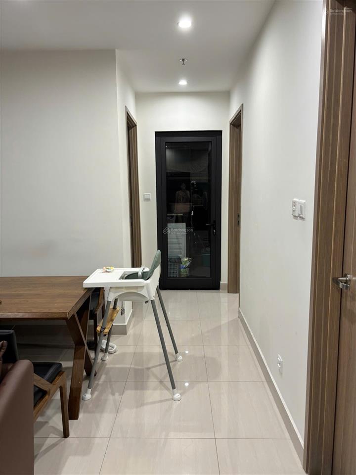 Căn góc 2+1 view đẹp, đủ đồ giá hời vinhomes ocp, giá chỉ 3,8 tỷ net.  0911 341 ***