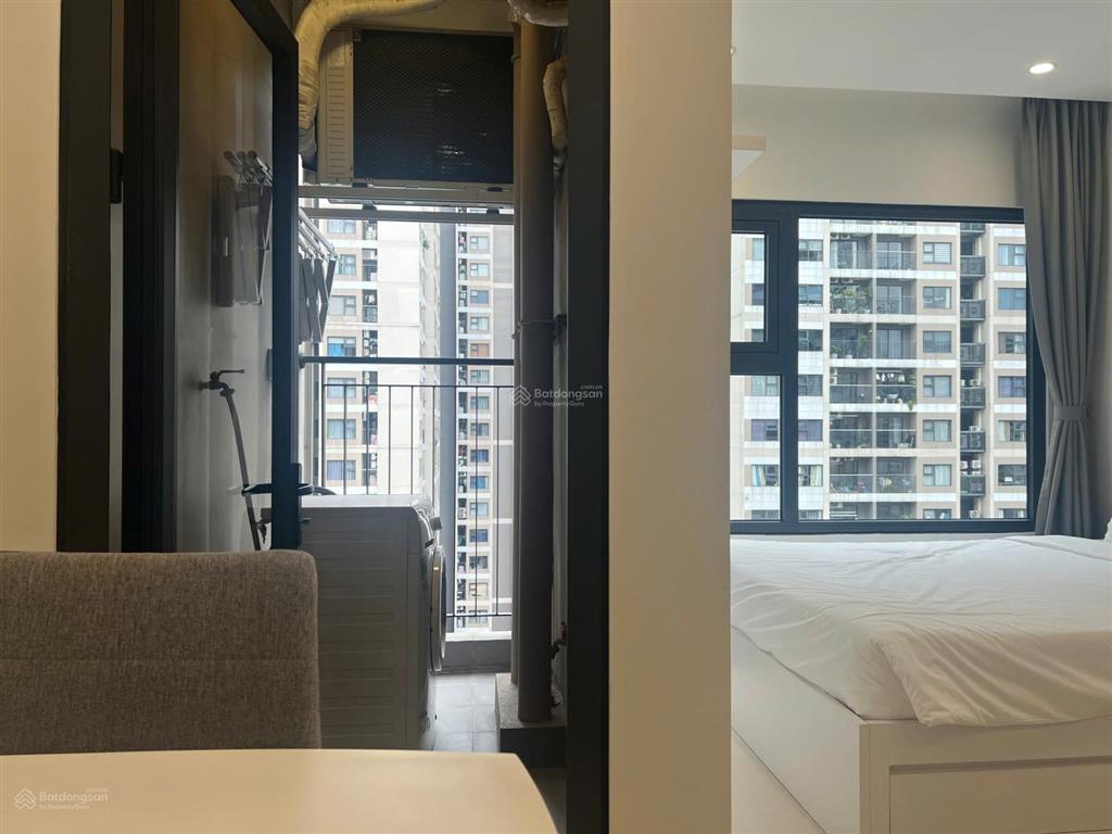 Bán căn studio đủ đồ, tầng trung giá hời ocp, chỉ 1,8 tỷ.  0911 341 ***