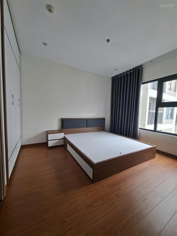 Bán căn 3 phòng ngủ hướng đb  đn rẻ đẹp vinhomes ocean park giá 3,9 tỷ net, ~50tr/m2