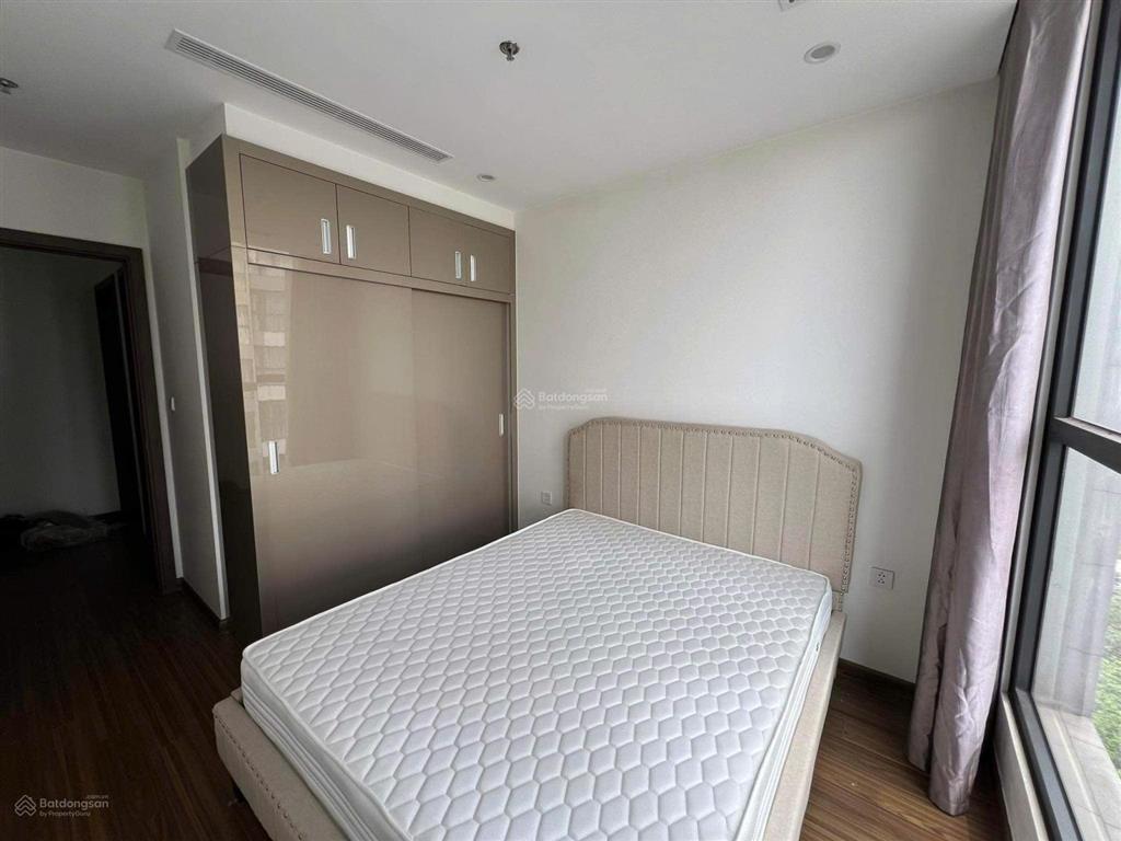 Bán căn hộ studio 39m2 siêu đẹp 4,7 tỷ dễ cho thuê vốn sinh lời vinhomes west point 0989 149 ***