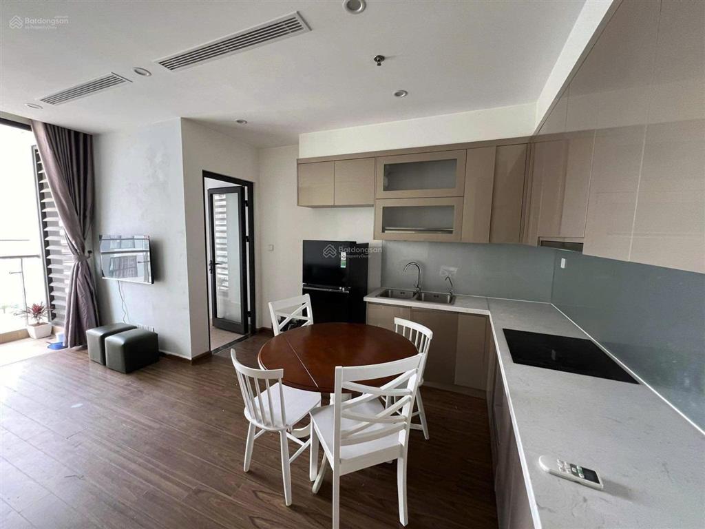 Bán căn hộ studio 39m2 siêu đẹp 4,7 tỷ dễ cho thuê vốn sinh lời vinhomes west point 0989 149 ***