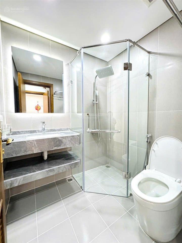 Bán cc vinhomes skylake, 8 tỷ vnd, 65m2, view đẹp, 2pn, 1wc, đầy đủ nội thất 0989 149 ***