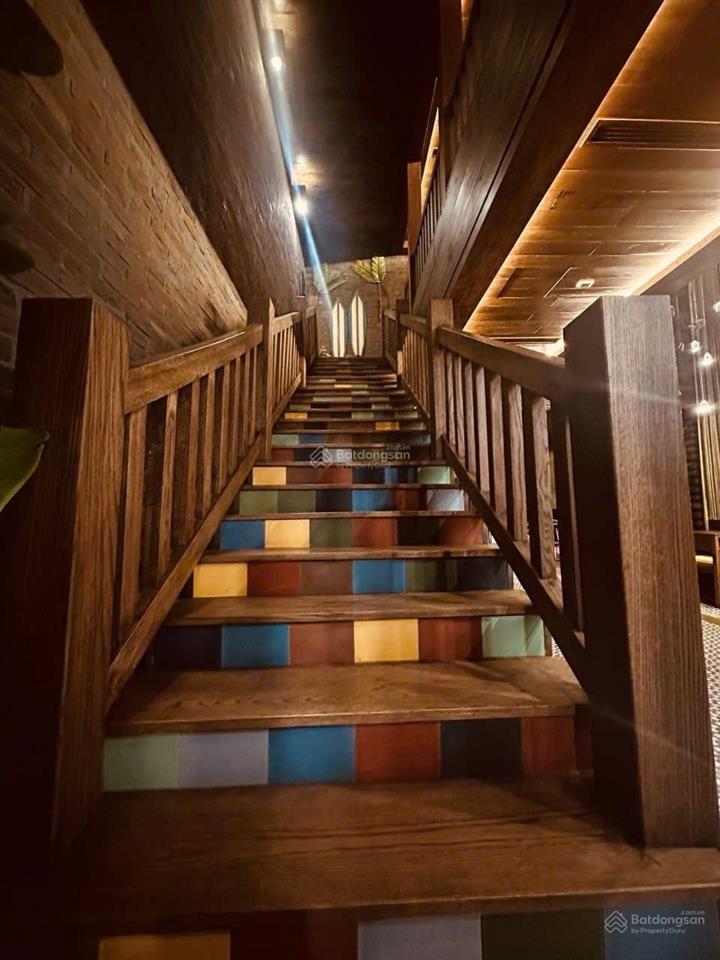 Bán gấp penthouse khu nghỉ dưỡng trên cao 5pn 3wc 476m2 tại golden palace giá 47,5 tỷ  0989 149 ***