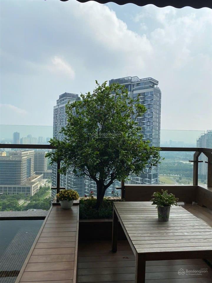Bán gấp penthouse khu nghỉ dưỡng trên cao 5pn 3wc 476m2 tại golden palace giá 47,5 tỷ  0989 149 ***