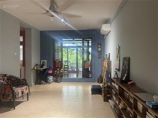 Bán căn hộ tầng 2 tập thể kim liên nhà dân, view mặt phố, 3 ngủ, wc, đủ đồ, giá tốt 5.7 tỷ.