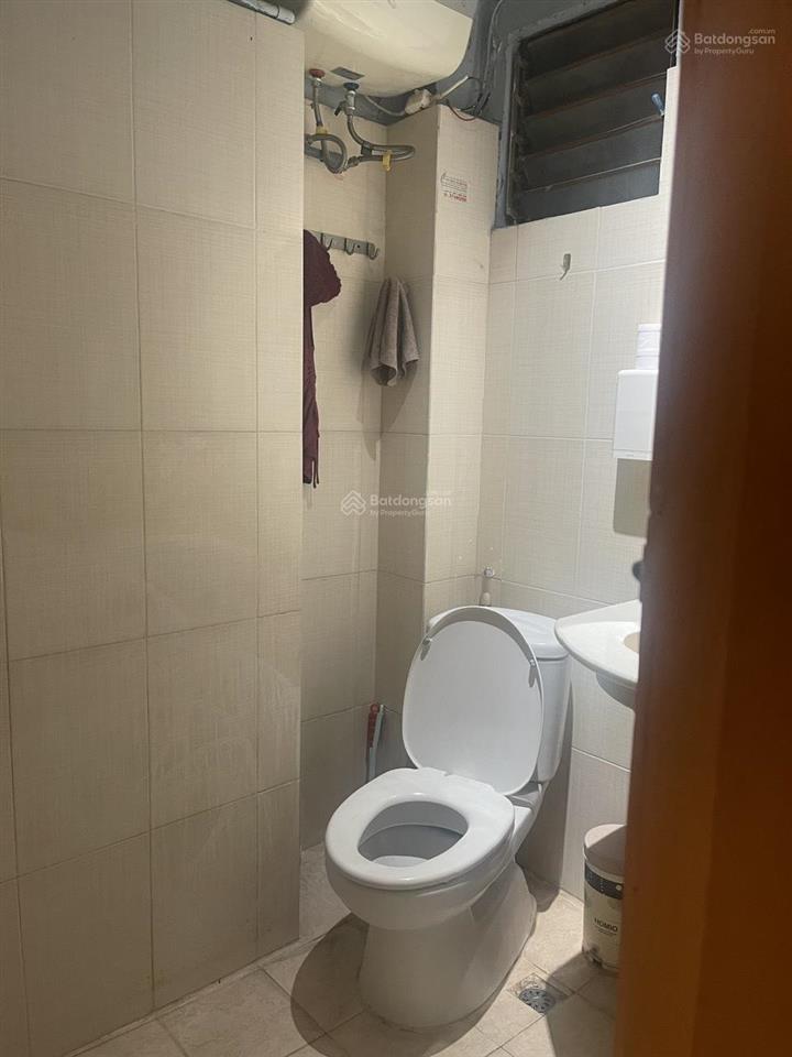 Bán căn hộ tầng 2 tập thể kim liên nhà dân, view mặt phố, 3 ngủ, wc, đủ đồ, giá tốt 5.7 tỷ.