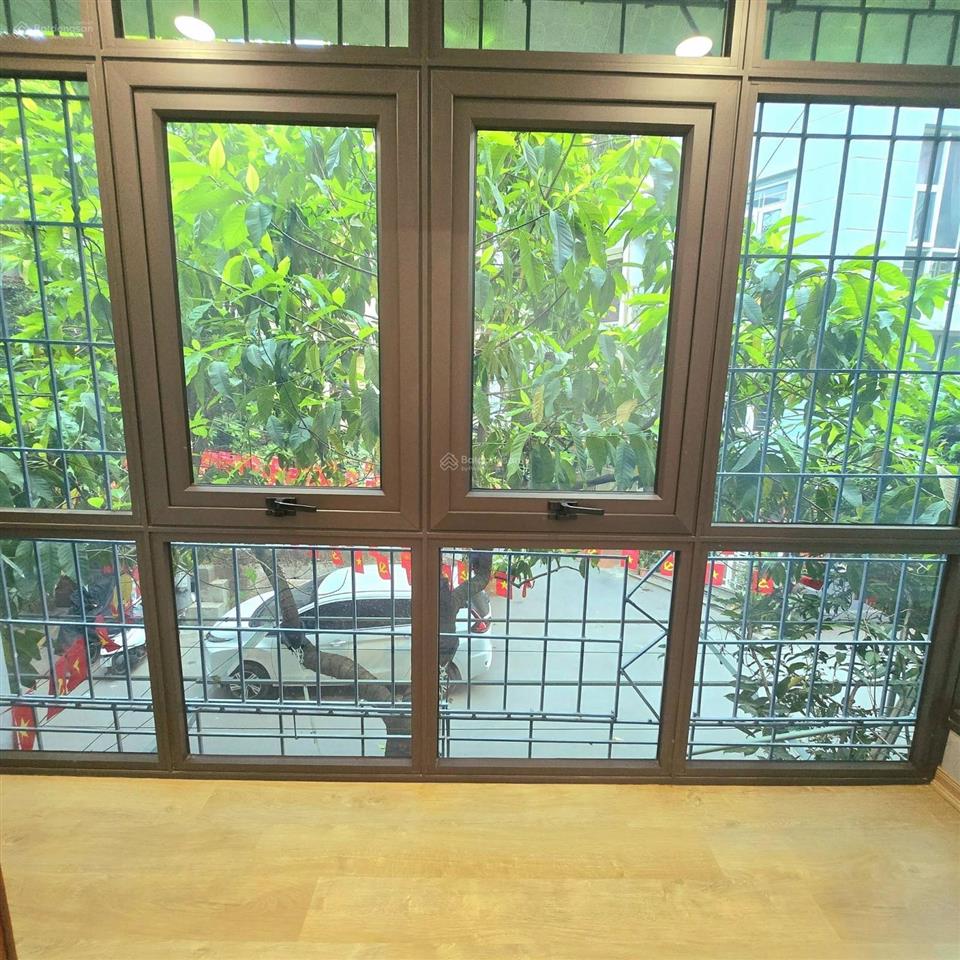 Bán căn hộ tầng 2 tập thể kim liên căn góc 3 mặt thoáng, 3 ngủ, 2 wc, full đồ, giá tốt 6.28 tỷ.