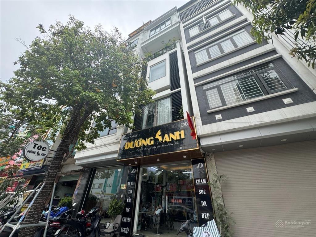 Nhà đẹp phố hoa lâm 66x 6t, tm, ô tô vào nhà tặng full nội thất xịn, giá tốt.