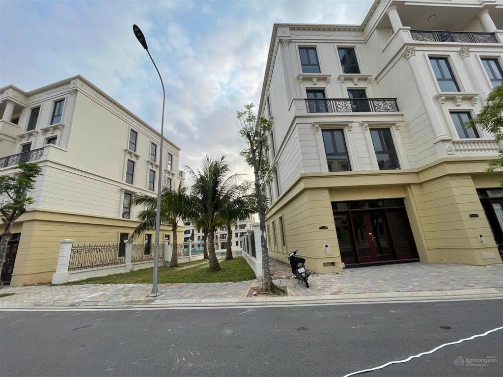 Biệt thự mini 153m2 đảo vua giá tốt 12 tỷ rẻ nhất hiện tại dự án vinhomes vũ yên  0782 061 ***