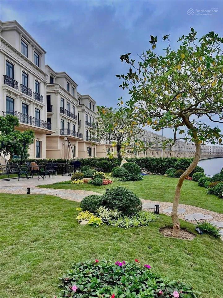 Bán nhanh căn song lập hoàng gia giá nhỉnh 14 tỷ diện tích 188 m2 tại vinhomes vũ yên gần công viên